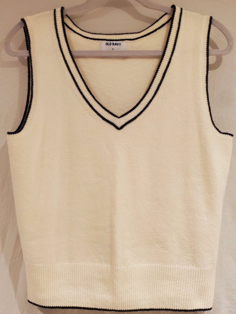 Old Navy Cream Knit Sweater Vest with Navy Trim Medium